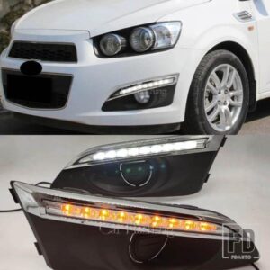 シボレー シボレー アベオ ソニック 2011 2012 2013用 車用LED DRL デイタイムランニングライト デイライト ウィンカー付き フォグランプカバー
