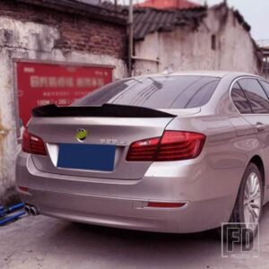 トランクスポイラータイプ PSM カーボン FRP 自動リアトランクウイングタイプ R リペアアクセサリースポイラー BMW 5 シリーズ F10 2010 - 2016