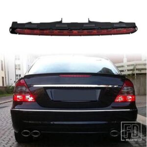 リアバンパー LED ブレーキライトテールライトメルセデスベンツ W211 E クラス E260 E300 E320 2003 -2009