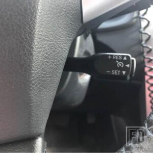 クルーズコントロールスイッチトヨタ RAV4 カムリヤリスカローラサイオン TC レクサス ES300 IS250 ES350 84632-34011