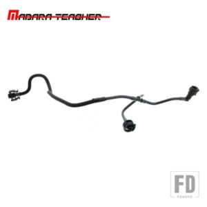 32138231 冷却システム拡張タンクブリーザーベントラジエターホースボルボ V90 V60 S90L XC60 XC90 32252299