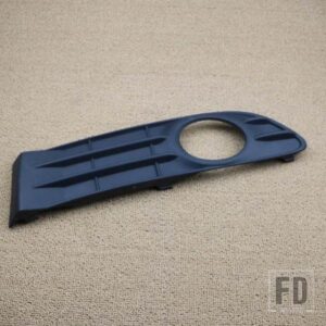 フロントバンパーグリルフォグライトランプグリルカバートリムフレームボトムベゼルペアボルボ S40 30744919 30744920