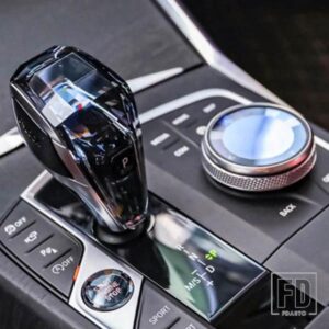 クリスタルギアシフトノブ BMW 3/4/57 シリーズ F10 G30 X3 X5 シリーズ G05 G01G08 G02 シャーシ BMW ギアレバーカーアクセサリー