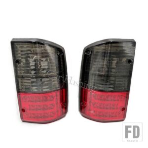 日産 パトロール GQ Y60 GR 1987-97用 1ペア 自動車用 LEDリアテールライトブレーキランプ - Red and Black