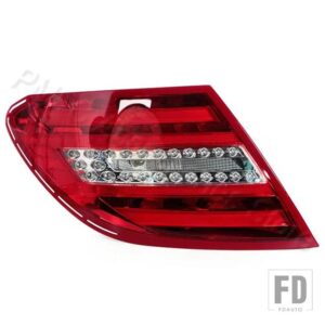 テールライトアセンブリ リアブレーキライト ウィンカーランプ ベンツ W204 C180 C200 C220 C260 C280 C300 2011-14 2049060503 - Only 1 Left