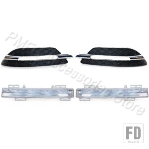 メルセデスベンツ フロントバンパー LED DRL デイタイムランニングライト フォグランプ グリル フォグランプカバー Cクラス W204 2011-2013 A2 - 1Set
