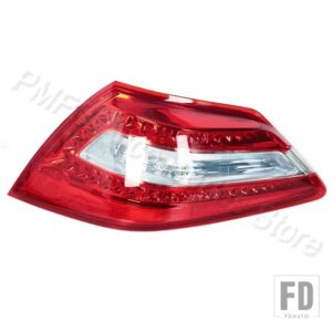 日産 テールライトアセンブリ リアウィンカーライト ブレーキライト ストップハザードランプ フォグランプ TEANA J31 J32 2008 2009 2010用 - Only 1 Right