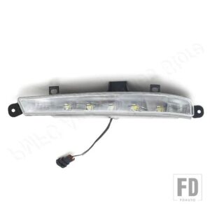 メルセデスベンツ LED DRL デイタイムランニングライト デイライト フォグランプ ライト 2218201356 22 82014 56 W221 S63 AMG 2009 2010 2011 - Only 1 Left