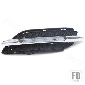 メルセデスベンツ 自動車用 LED DRL デイタイムランニングライト ホワイトイエローウィンカーライト W246 Bクラス B180 B200 2011 2012-2014用 - Only 1 Right