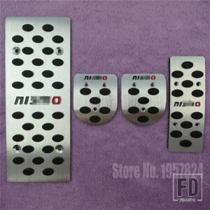 日産 カーアクセサリー ティーダシルフィマーチリヴィナサニーキャシュカイティアナニスモ AT/MT アクセルブレーキフットレストペダルパッド - MT