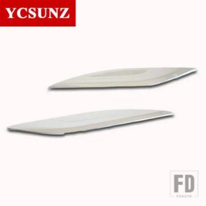 トヨタ カーアクセサリー ABS クロームサイドベントトリム ハイラックス REVO ロッコ 2016-20 SR5 - Chrome