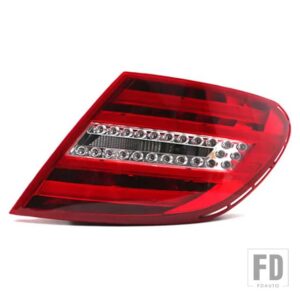 LED テールライトメルセデス ベンツ W204 2007-2014 Cクラス C180 C200 C230 C250 C280 C300 C350 リバースライトブレーキライトアセンブリ - red-right
