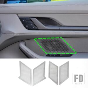 ポルシェ 2019-2022 タイカンステンレスドアの上部とアンダースピーカーメッシュステッカーアクセサリー - on the door