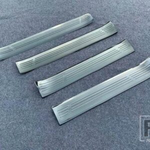 メルセデスベンツ GLSクラス X167 GLS350 450 580 2020 ステンレスインナー内側ドアシルパネルスカッフプレートキックステップトリム - Black