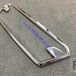 スバル XV GT 2018 2019 2020 フロントセンターメッシュグリルグリルカバーラジエーターストリップトリム装飾スタイリング - WHITE