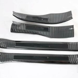 トヨタ カローラクロス XG10 2020 2021 2022 ステンレスインナー内側ドアシルパネルスカッフプレートキックステップトリムカバー - Black Titanium