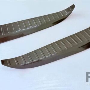 ホンダ フリード 2024 2025 カーアクセサリーステンレスリアトランクスカッフプレートドアシルカバーモールドガーニッシュ - Black Titanium