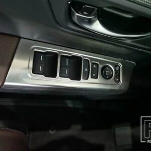 ホンダ CRV CR-V RS 2023 2024 カーアクセサリーステンレスドア窓アームレストカバースイッチパネルトリムモールディングガーニッシュ - Silver