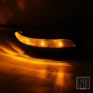 VW バックミラーウィンカーライト ジェッタ MK6 パサート B7 CC ビートル EOS シロッコ イエロー LED サイドミラーウィングカバー - Right Side
