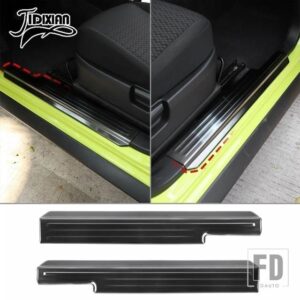 スズキ ランニングボード ドアシルテールドアインナーガードスカッフプレート ジムニー用 2019-24アップ - Black Door Sill