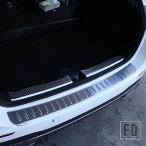メルセデスベンツ ステンレスリアバンパーインナーシルプレートプロテクターカバートリムステッカー B クラス W247 B200 2019-2020